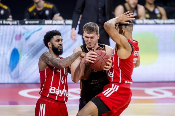 而热刺方面 而热刺方面