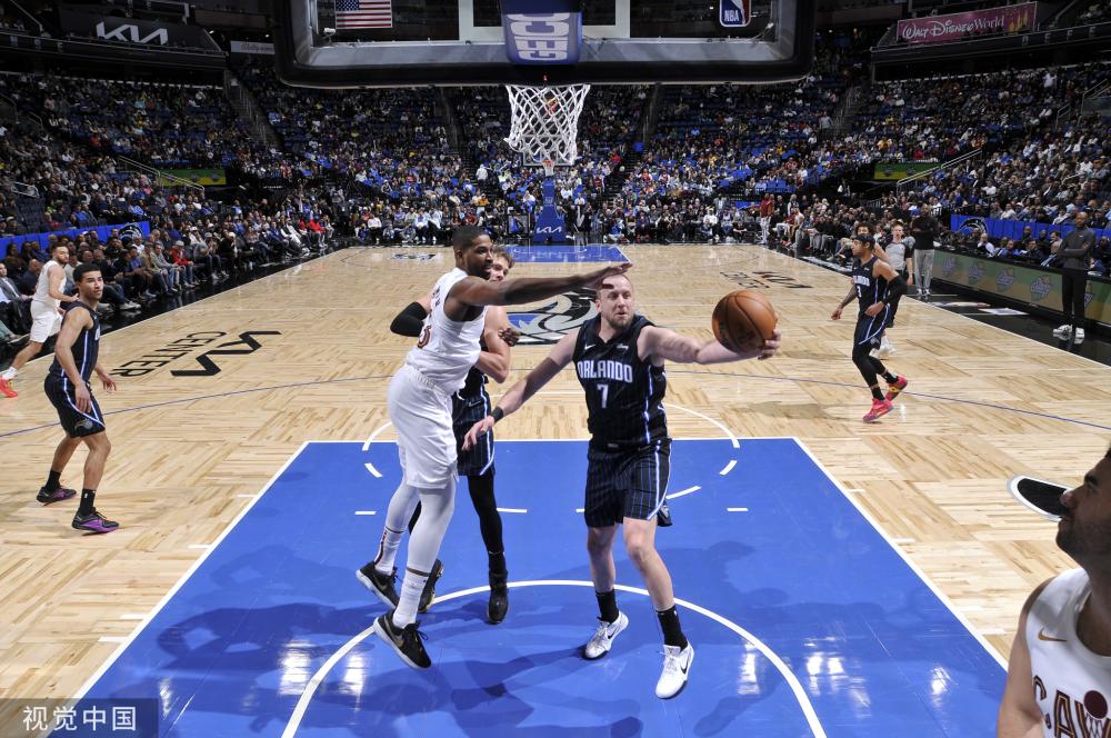 进攻端打出 进攻端打出